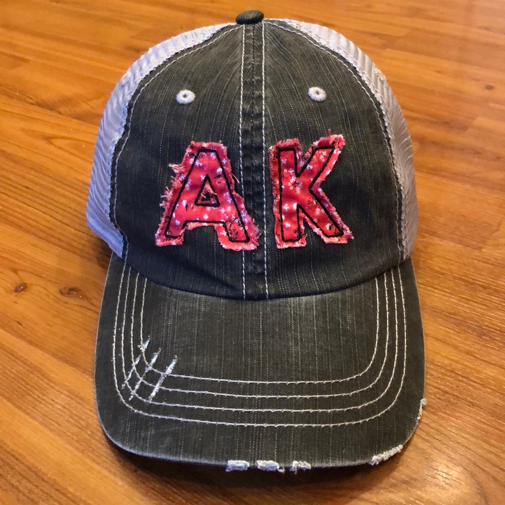 💕AK (Alaska) Hat💕 Super cute, new (never worn) but without tags.
